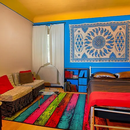 The Book Nest Apartman *